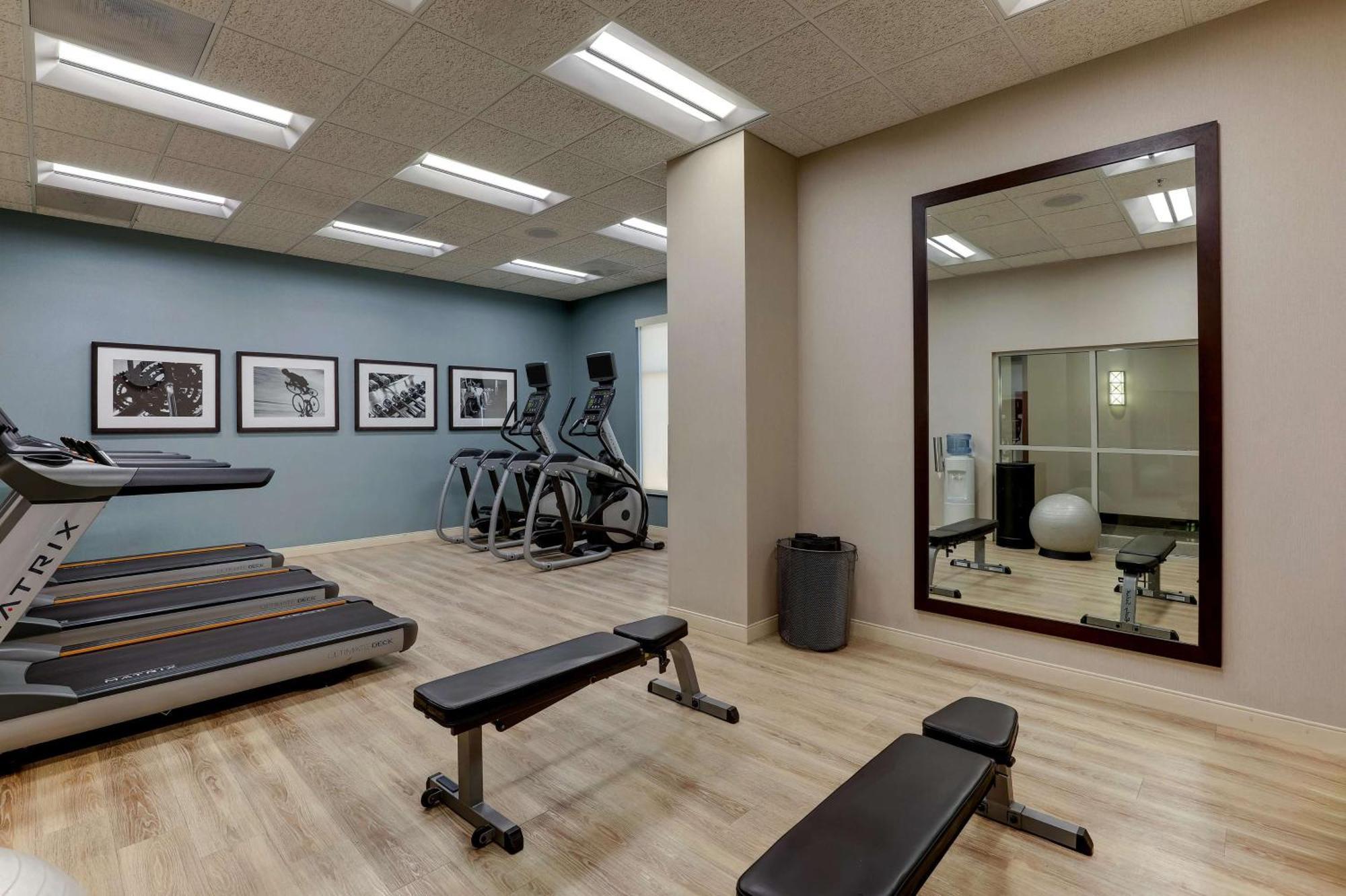 Drury Inn & Suites Phoenix Chandler Fashion Center Экстерьер фото